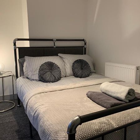Cosy Cottage In Redcar - Workstays Uk Wilton  ภายนอก รูปภาพ