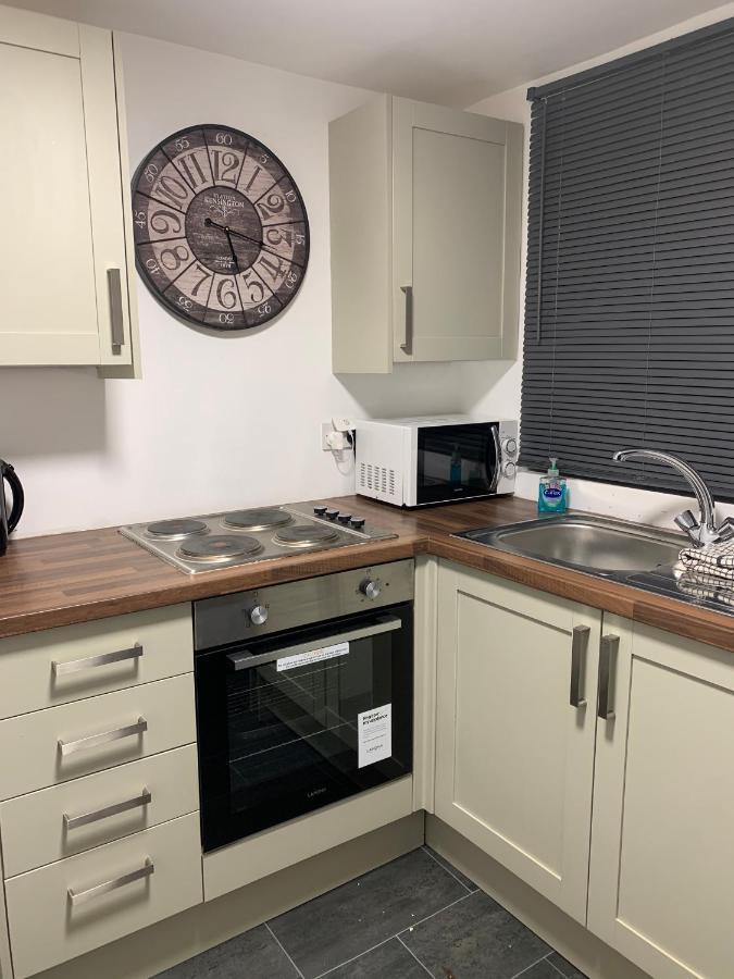 Cosy Cottage In Redcar - Workstays Uk Wilton  ภายนอก รูปภาพ