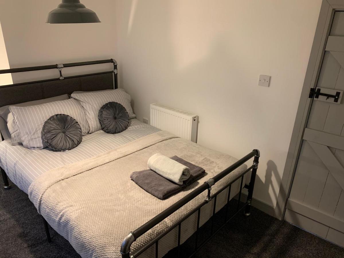 Cosy Cottage In Redcar - Workstays Uk Wilton  ภายนอก รูปภาพ
